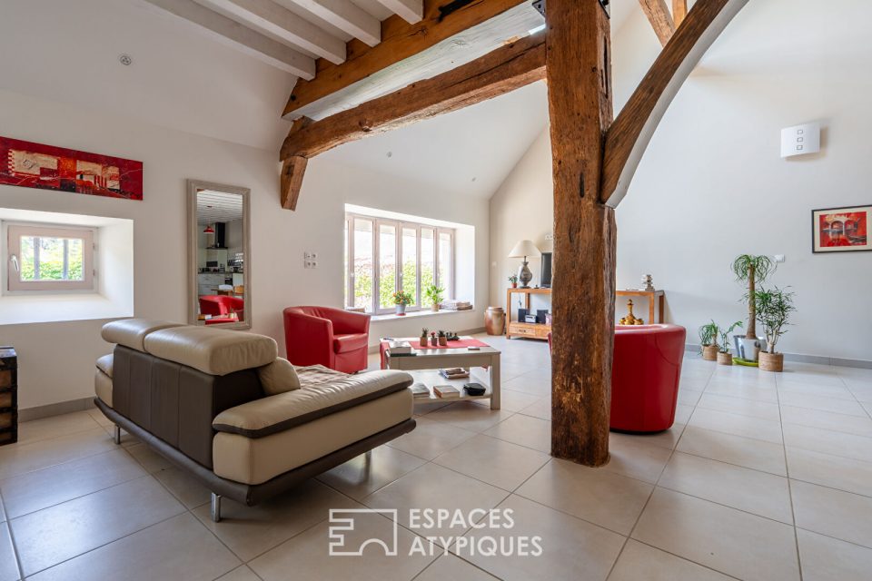 Maison de village et son extérieur avec vue dégagée