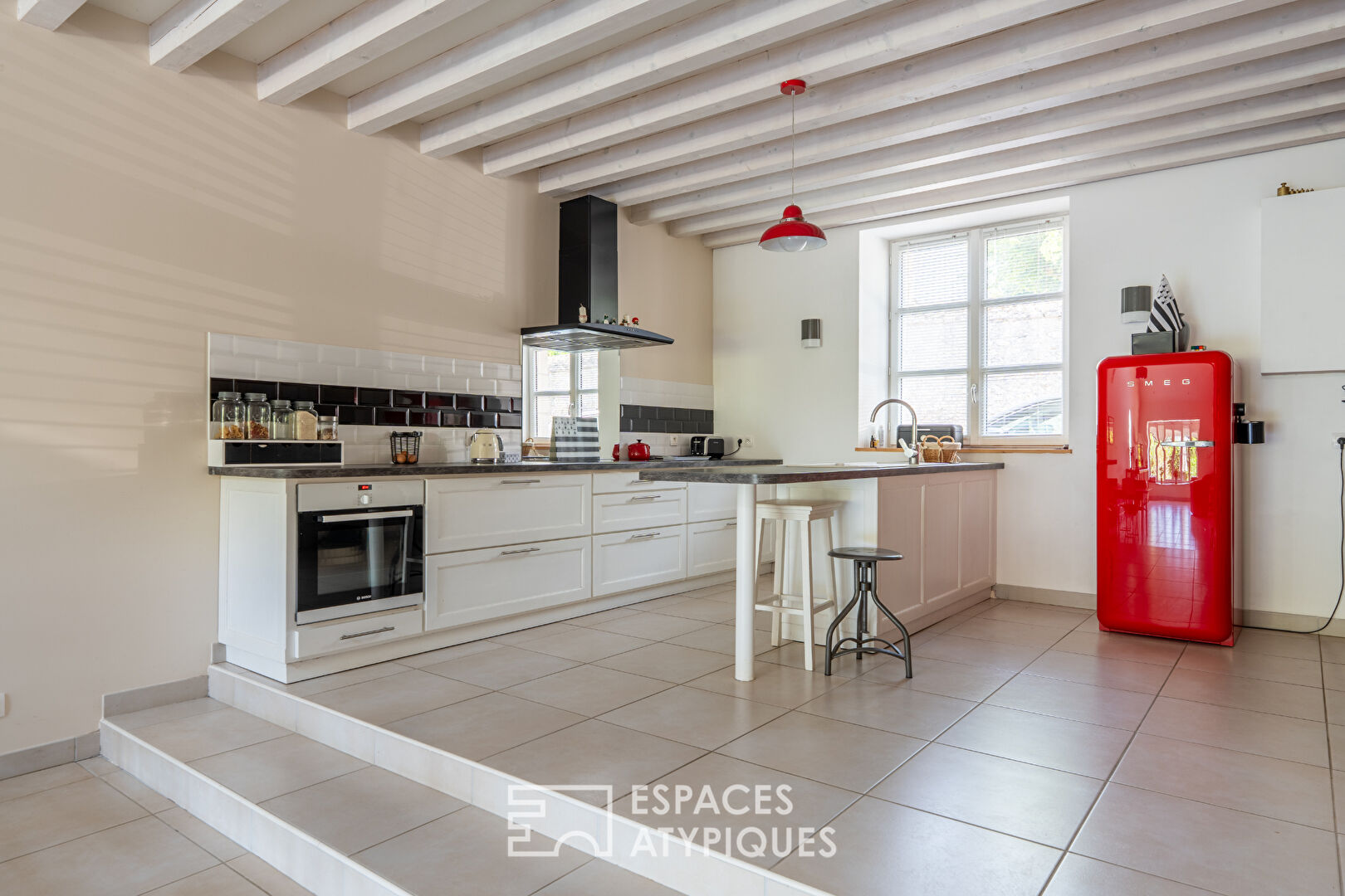 Maison de village et son extérieur avec vue dégagée