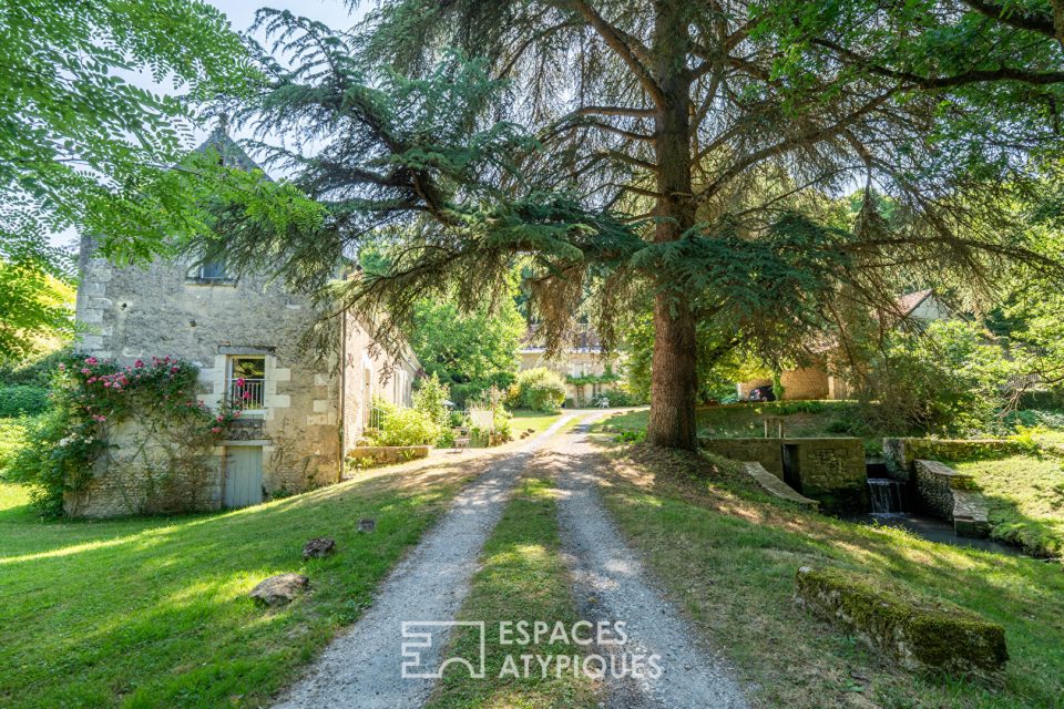 Ancien moulin d'exception au coeur d'un écrin de verdure