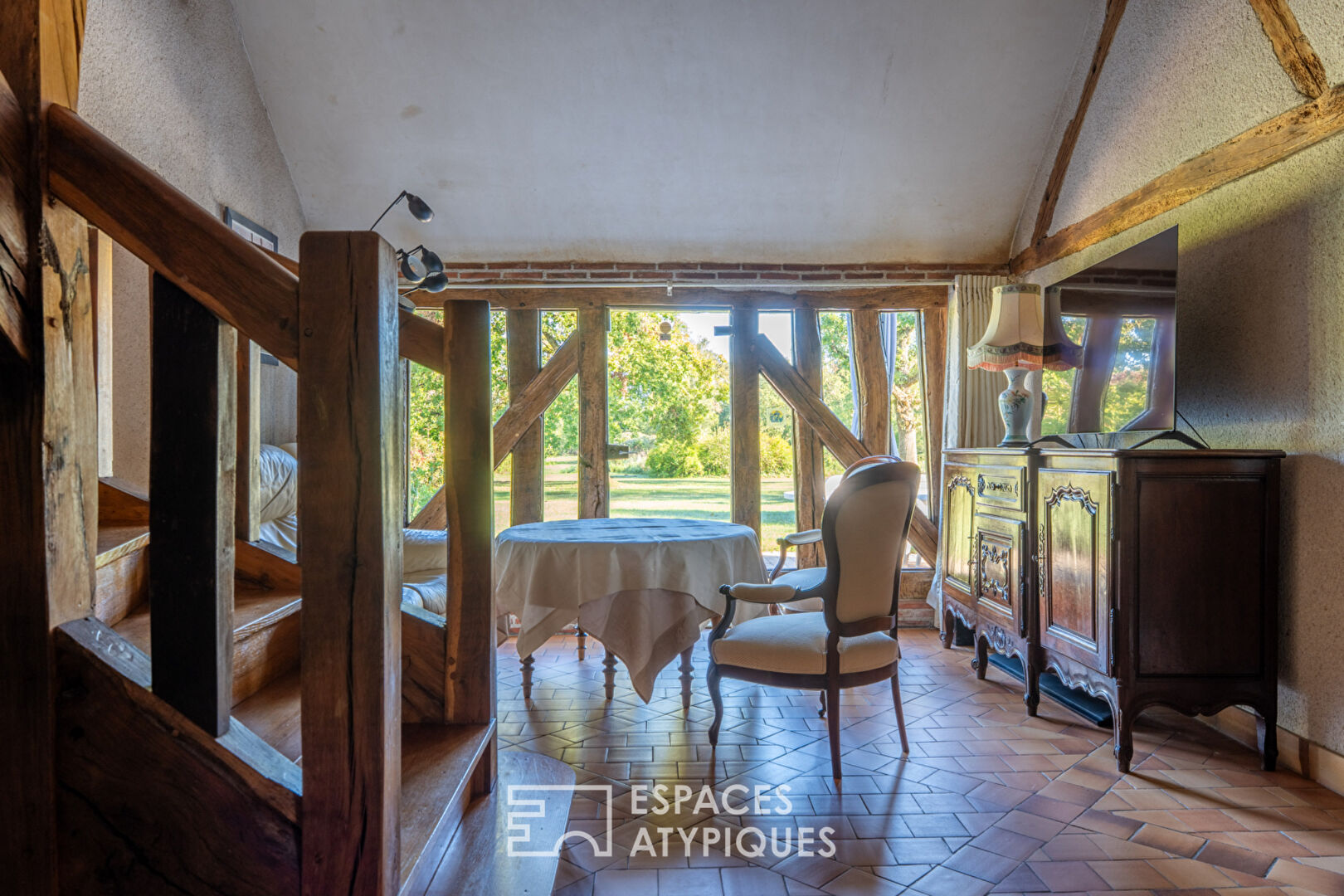 11th century property and its outbuildings on more than 5 hectares