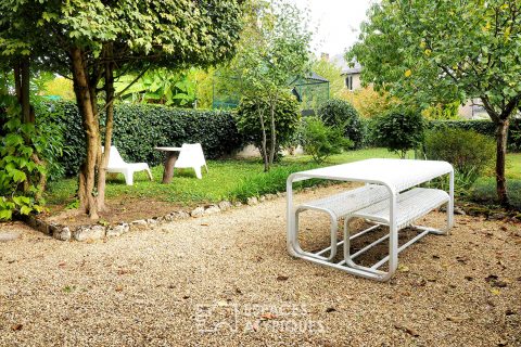 Charming family home with garden in the heart of Blois