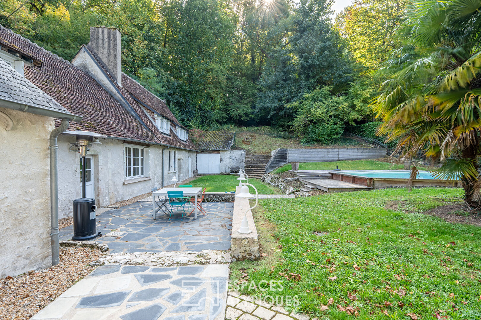 Longère de charme avec piscine