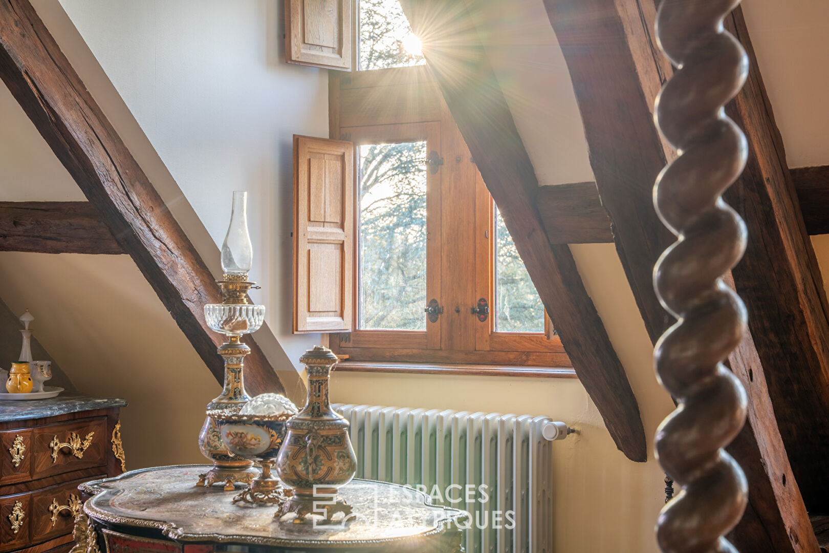 Ancienne commanderie du XVème siècle et son parc avec étang