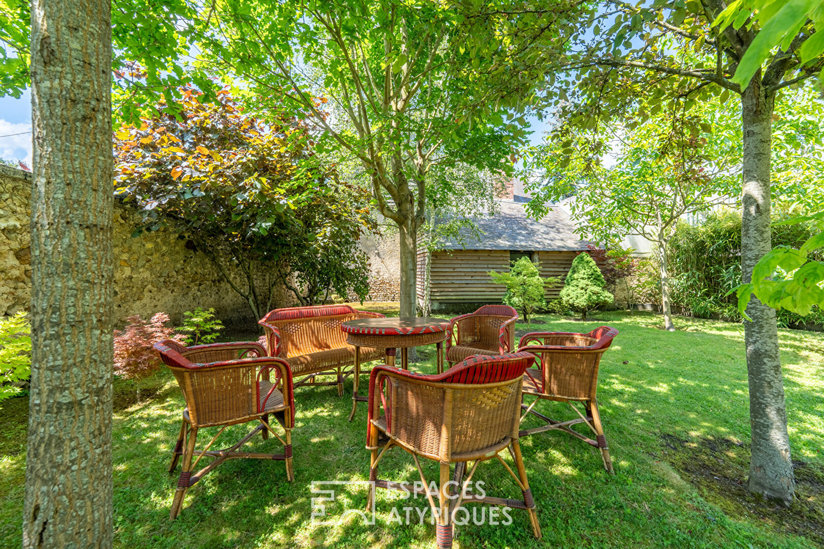 Batisse de caractère rénovée en coeur de village