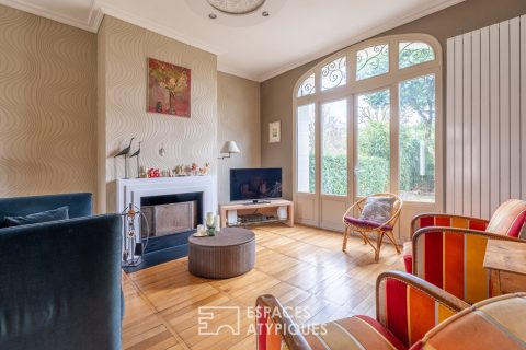 Maison de ville des années 30 avec jardin et garage