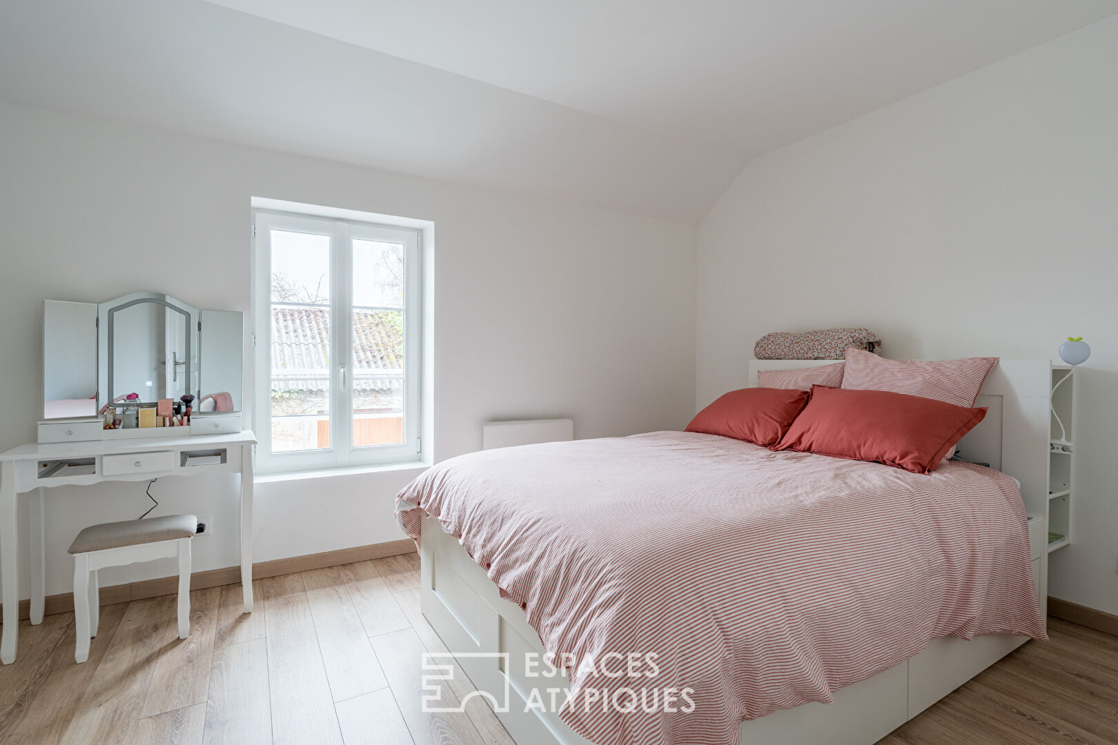 Maison familiale avec dépendances