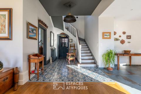 Demeure de  caractère, un balcon sur la Loire