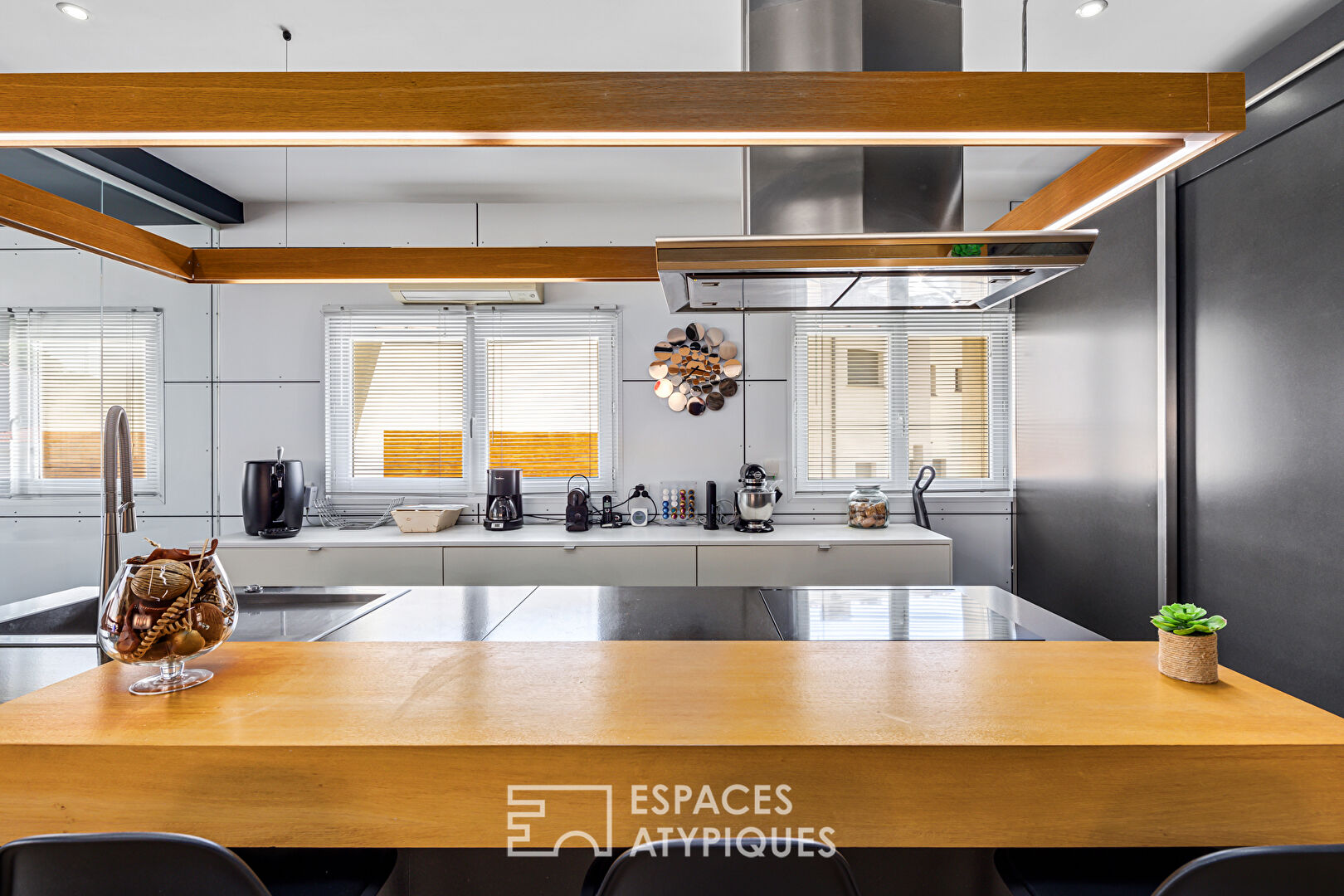 Loft contemporain avec terrasse et spa à Saint-Laurent-de-la-Salanque