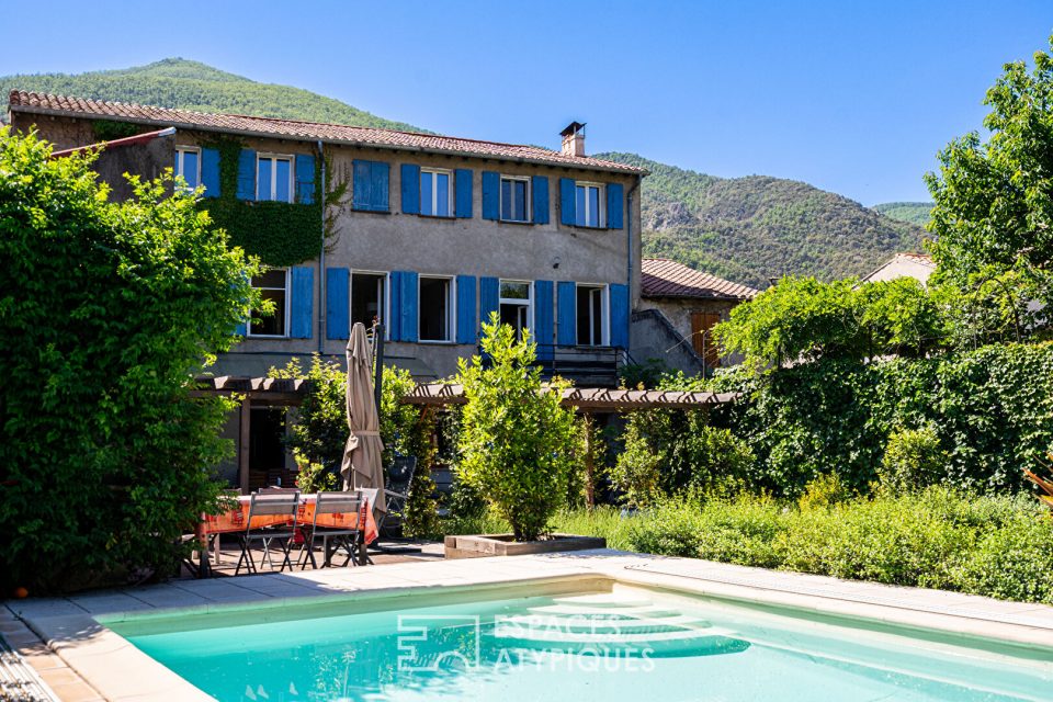 Propriété de charme avec piscine, vue montagne et cachet d'exception