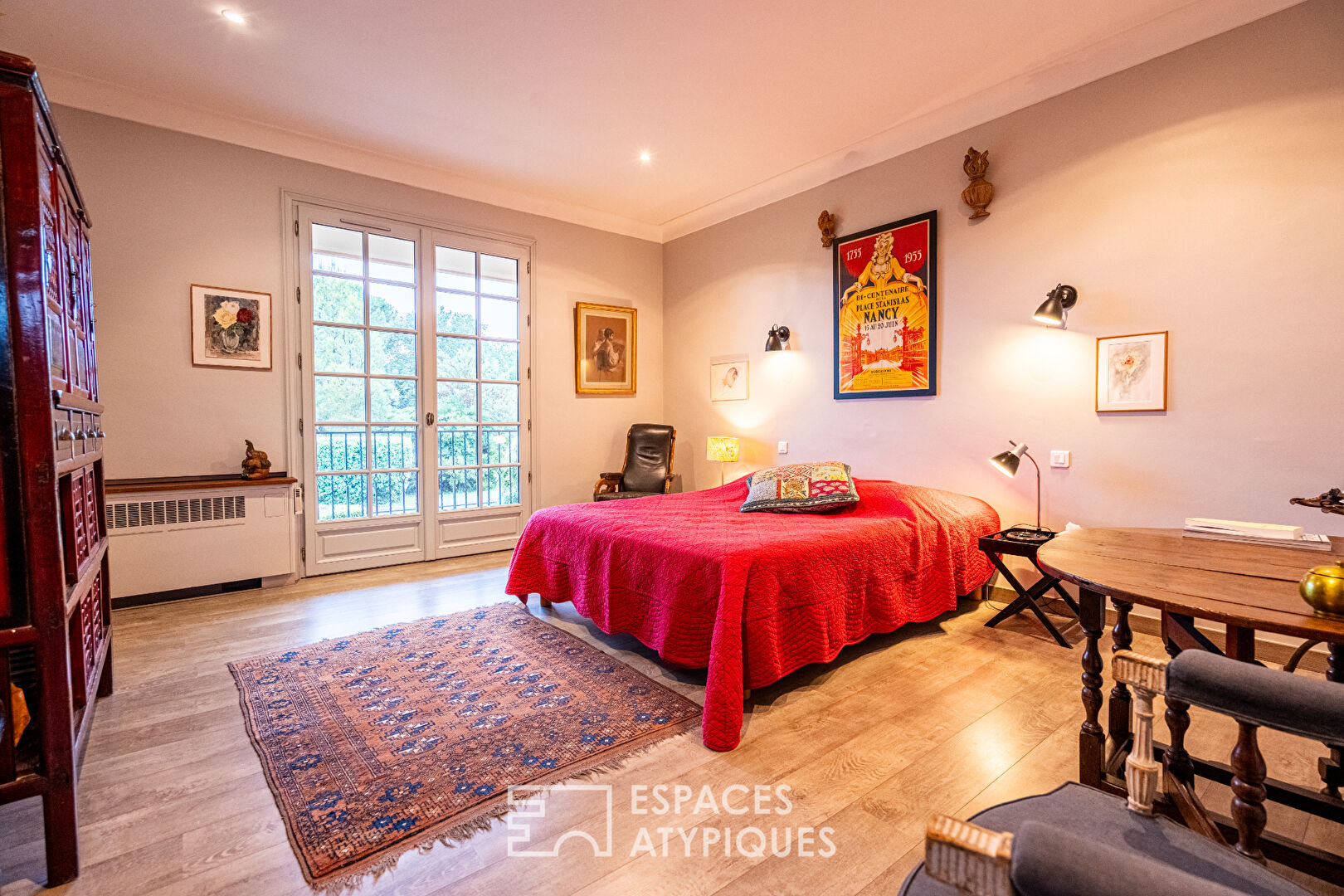 Villa d&rsquo;architecte au charme intemporel dans un secteur recherché