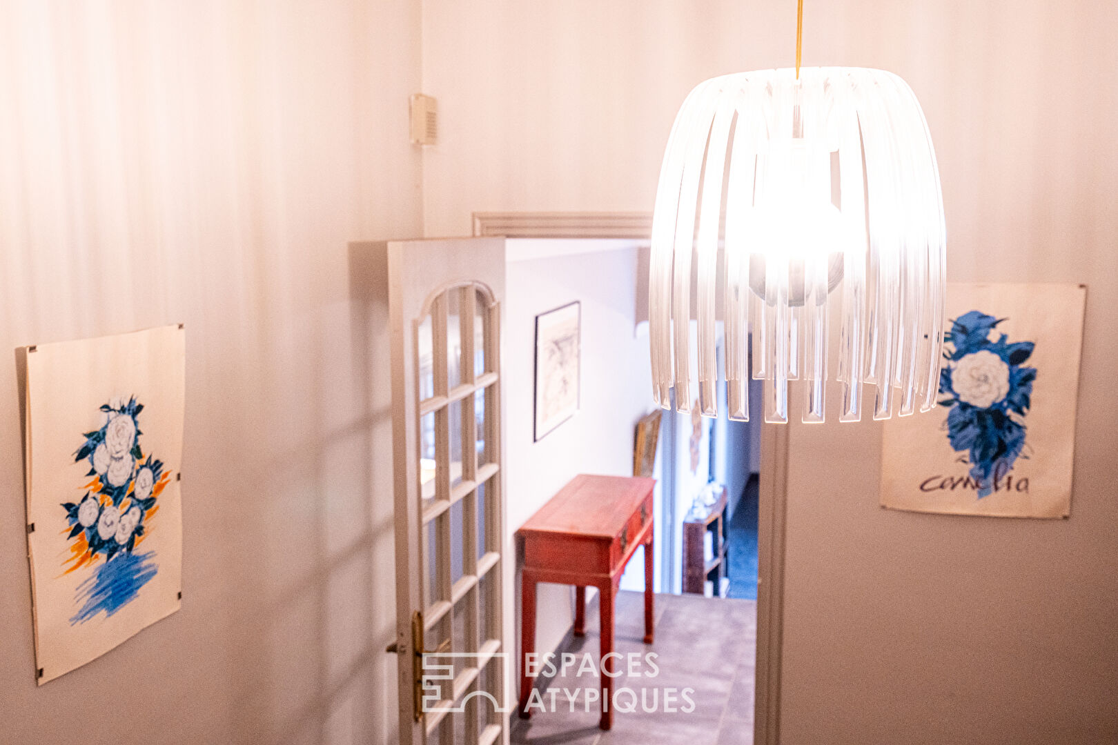 Villa d&rsquo;architecte au charme intemporel dans un secteur recherché