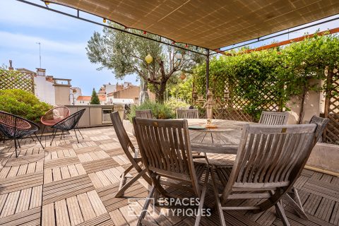 Maison de caractère avec toit-terrasse paysagé
