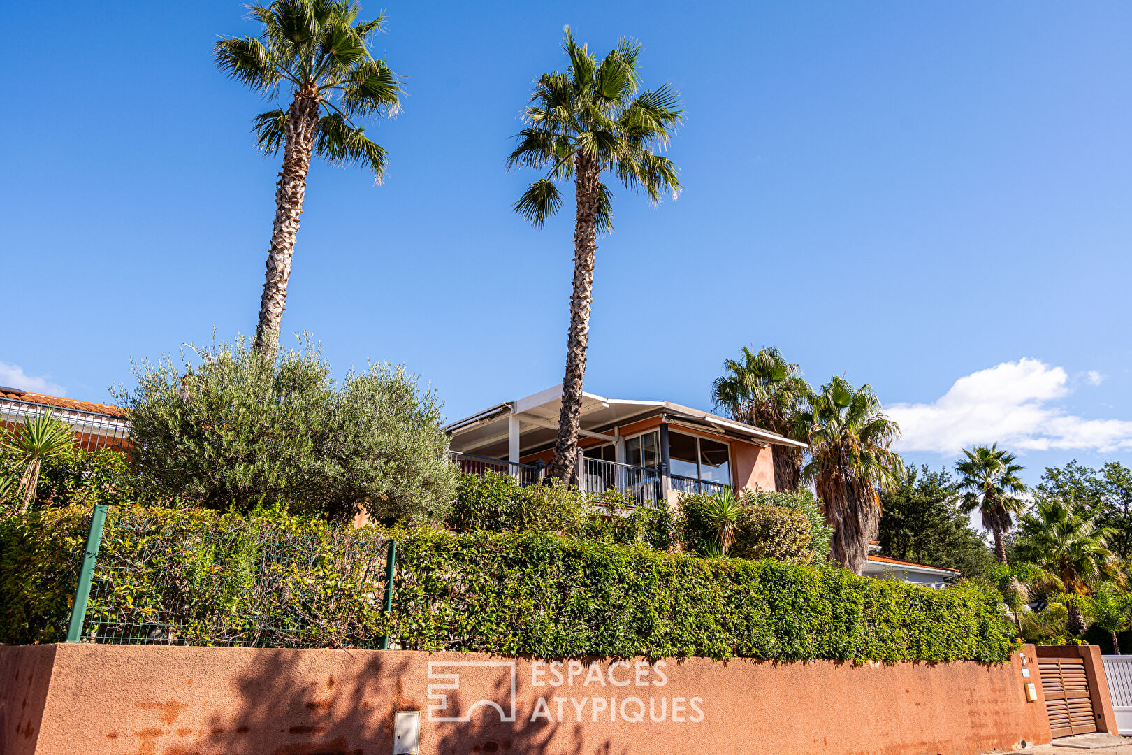 Maison d’architecte avec piscine et terrasse panoramique
