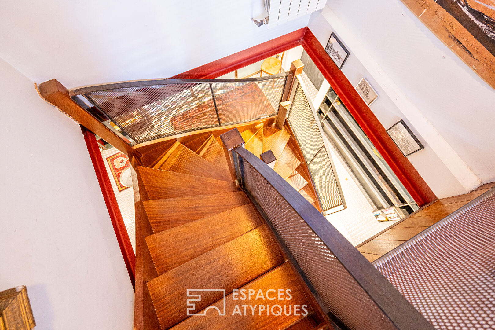 Maison d’architecte au coeur de Port-Vendres avec piscine intérieure et patios