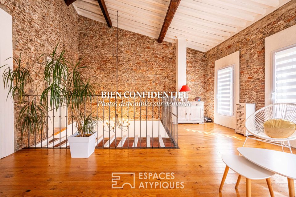 Superbe maison de village rénovée au charme d'antan avec cour