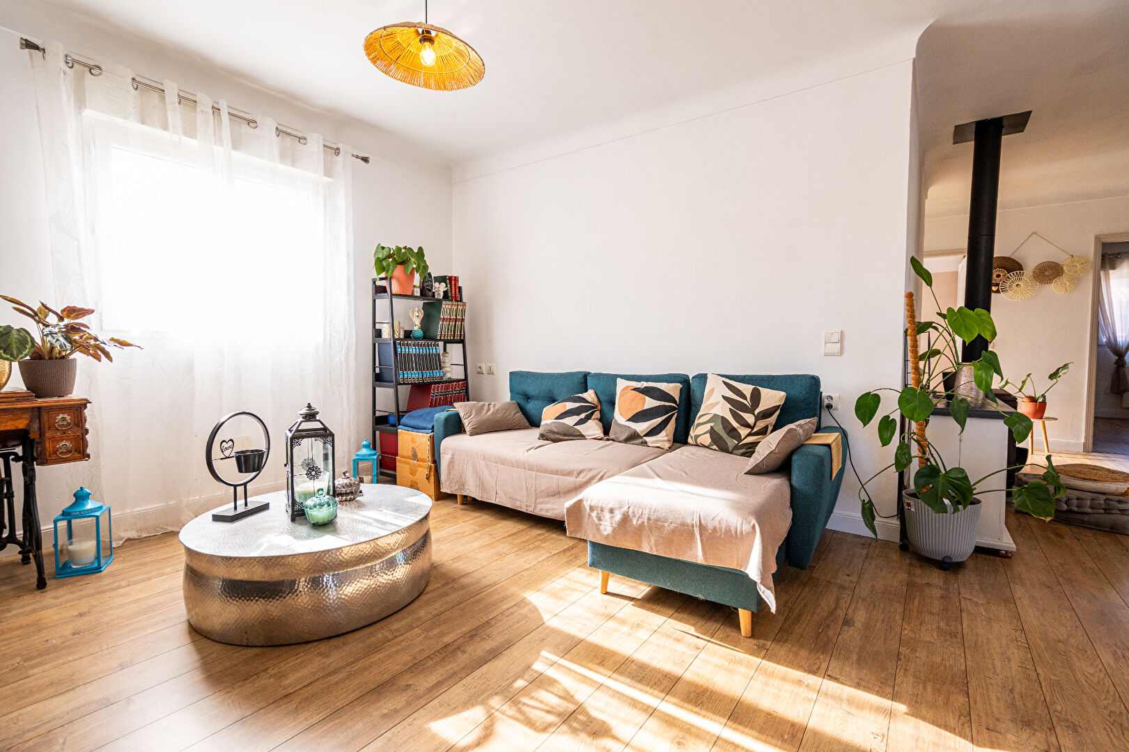 Plain-pied lumineux avec jardin paisible