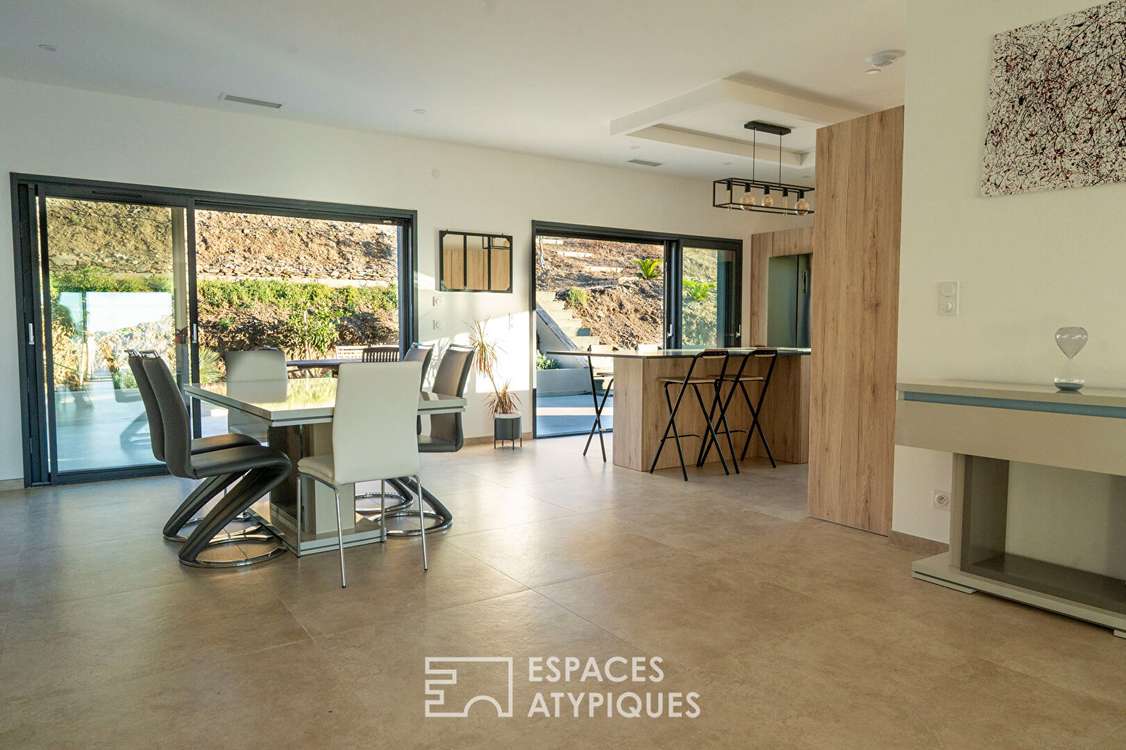 Villa contemporaine à Port-Vendres avec vue panoramique mer et montagnes