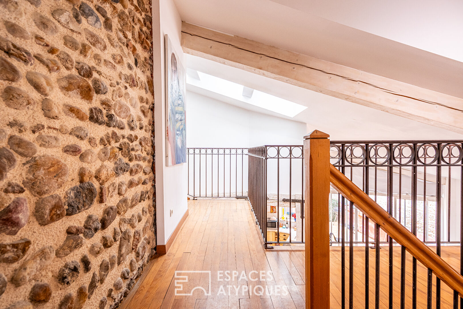 Loft duplex de caractère avec patio et terrasse au coeur de Bompas