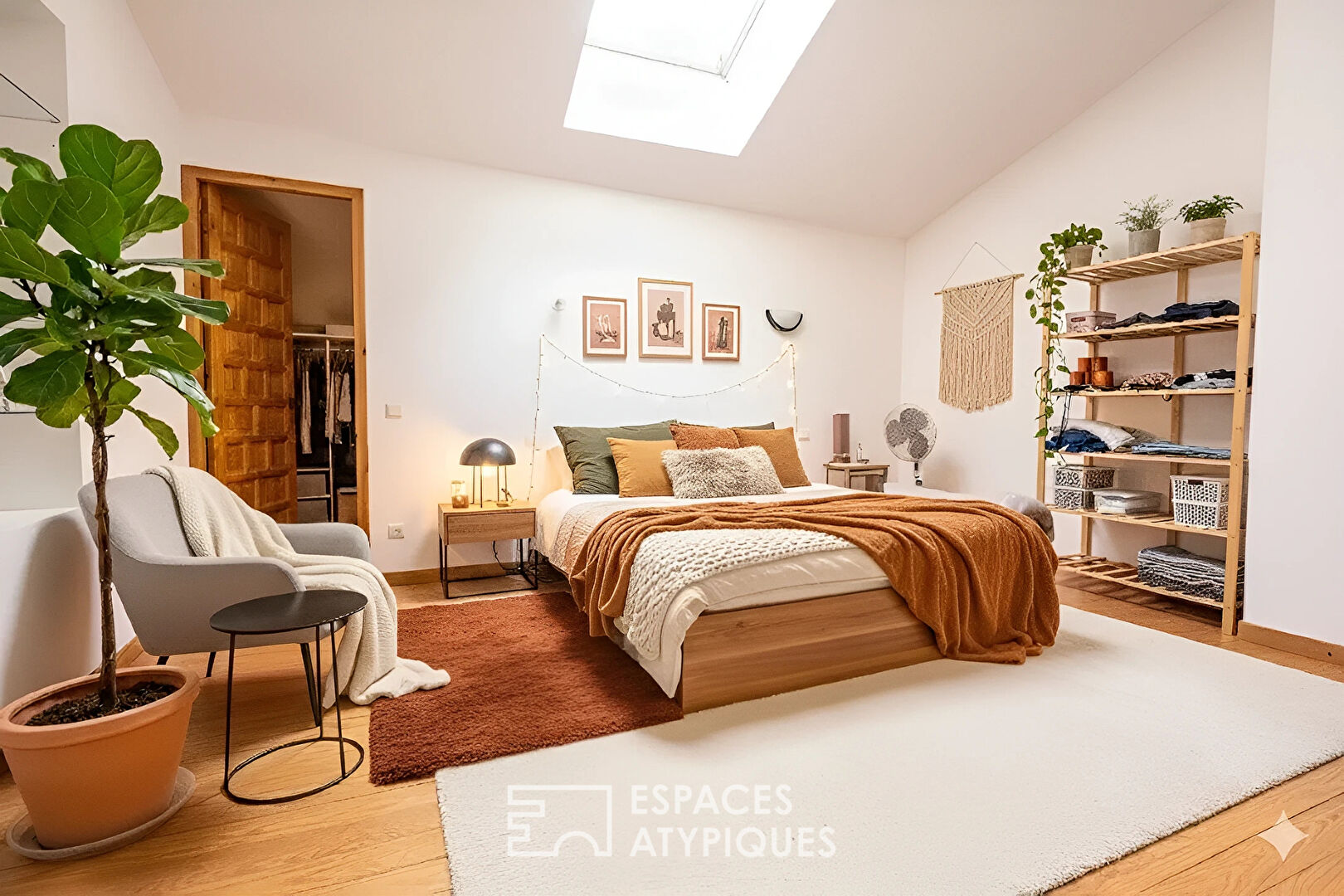 Loft duplex de caractère avec patio et terrasse au coeur de Bompas