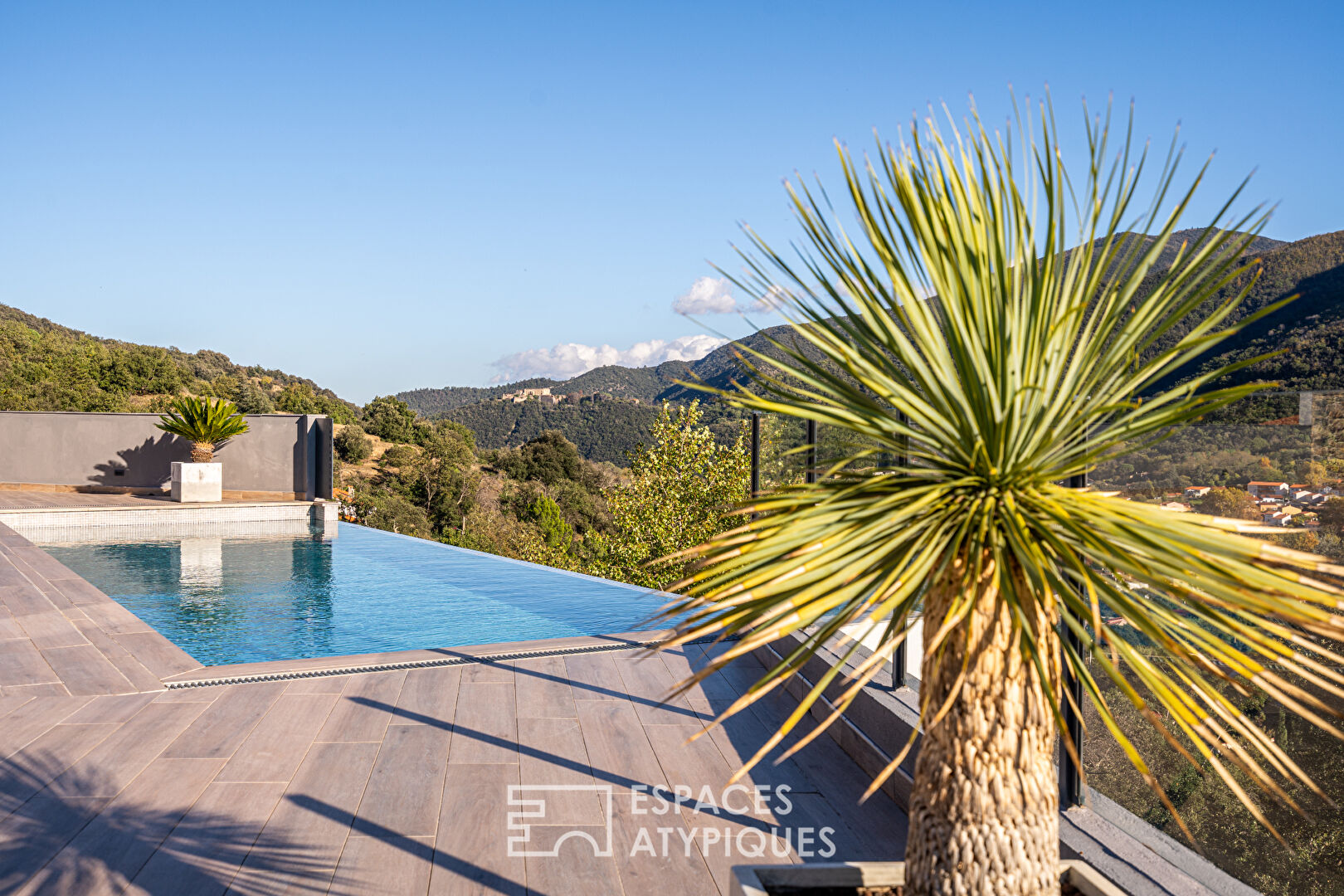 Villa contemporaine au coeur des Albères avec vue panoramique