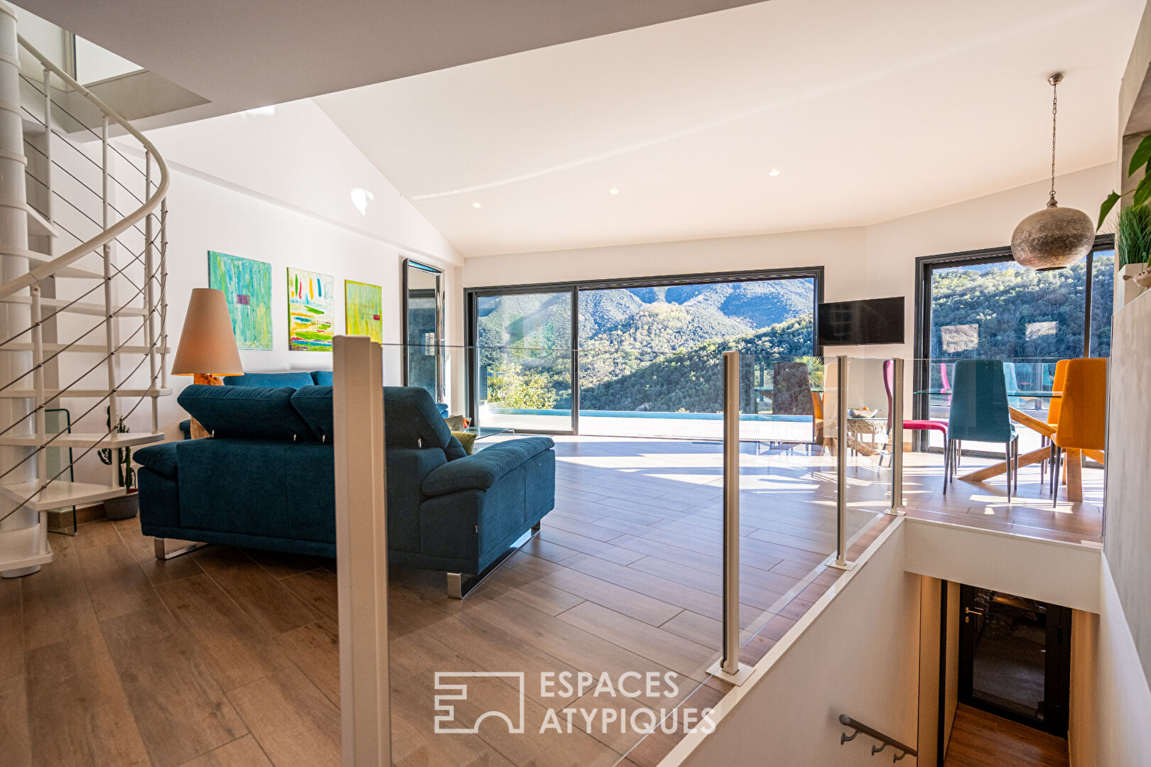 Villa contemporaine au coeur des Albères avec vue panoramique