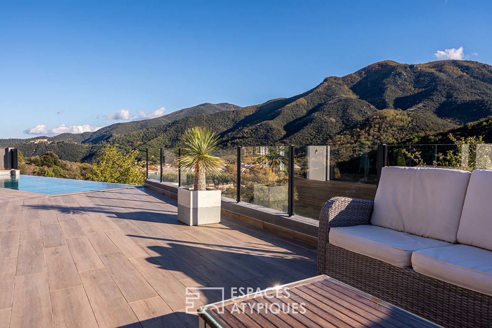 Villa contemporaine au coeur des Albères avec vue panoramique