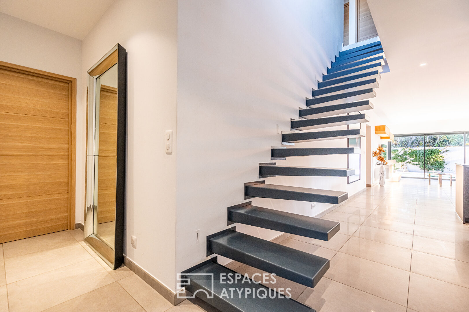 Élégante villa avec piscine à Cabestany