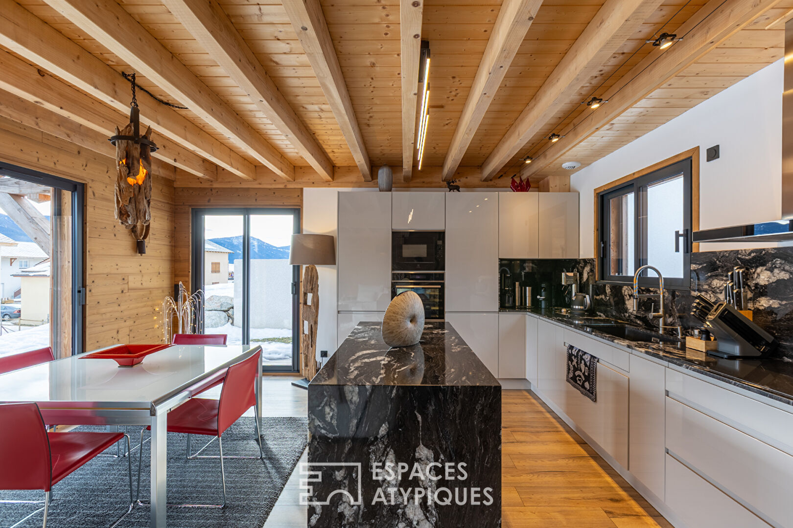 Chalet contemporain avec vue à proximité de Formiguères