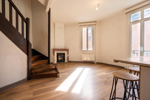 Maison de village au charme authentique et potentiel locatif
