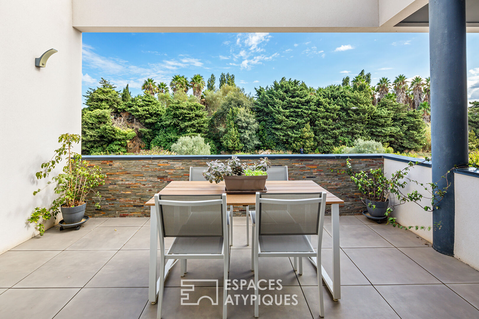 Villa d’architecte dans un écrin de verdure