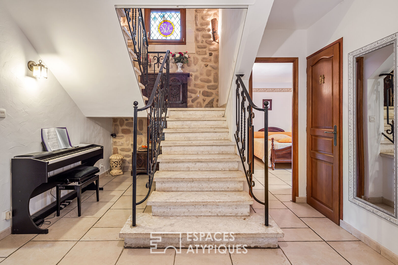 Character House with Landscaped Garden, Swimming Pool and View of the Albères