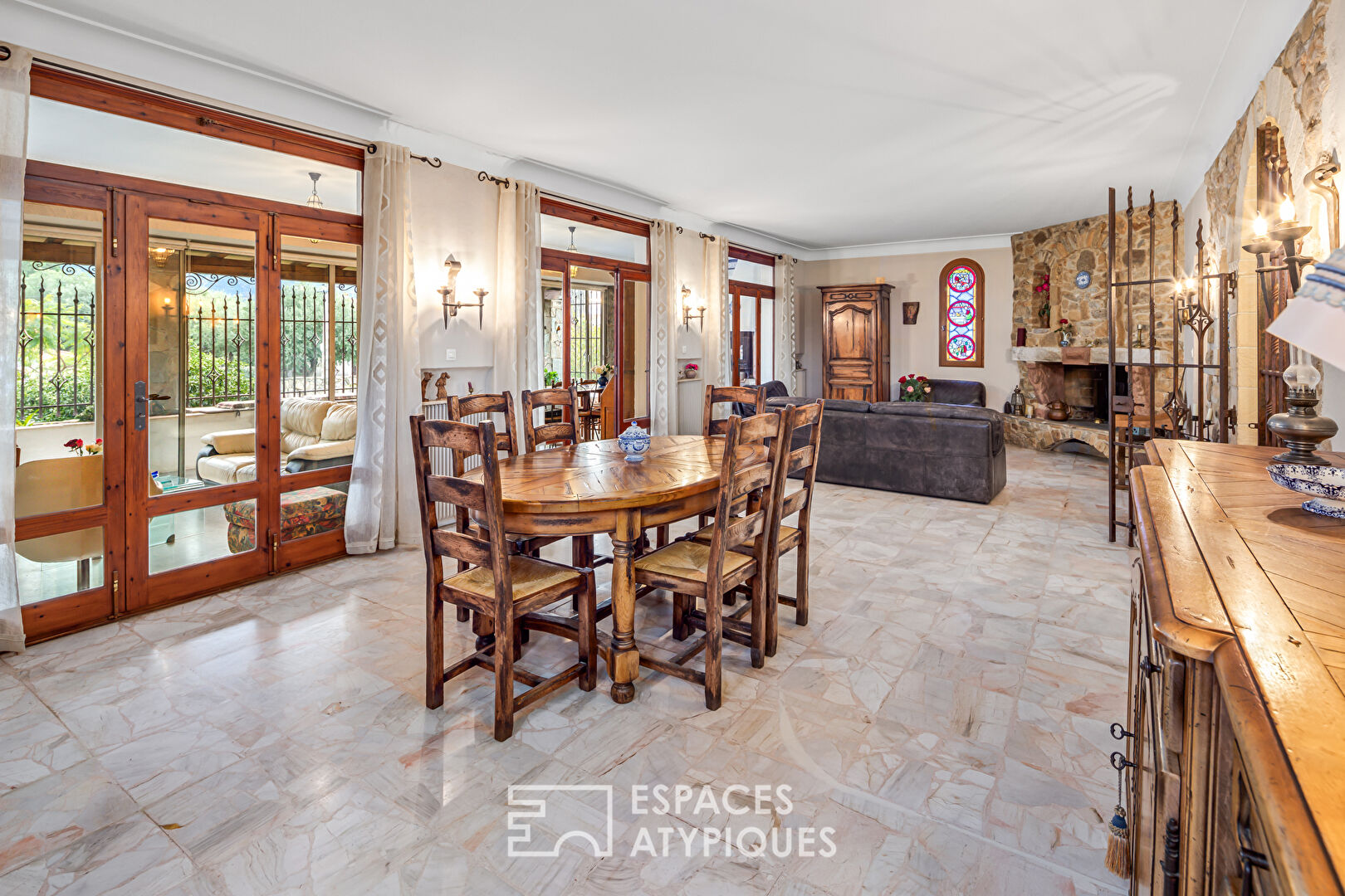 Character House with Landscaped Garden, Swimming Pool and View of the Albères
