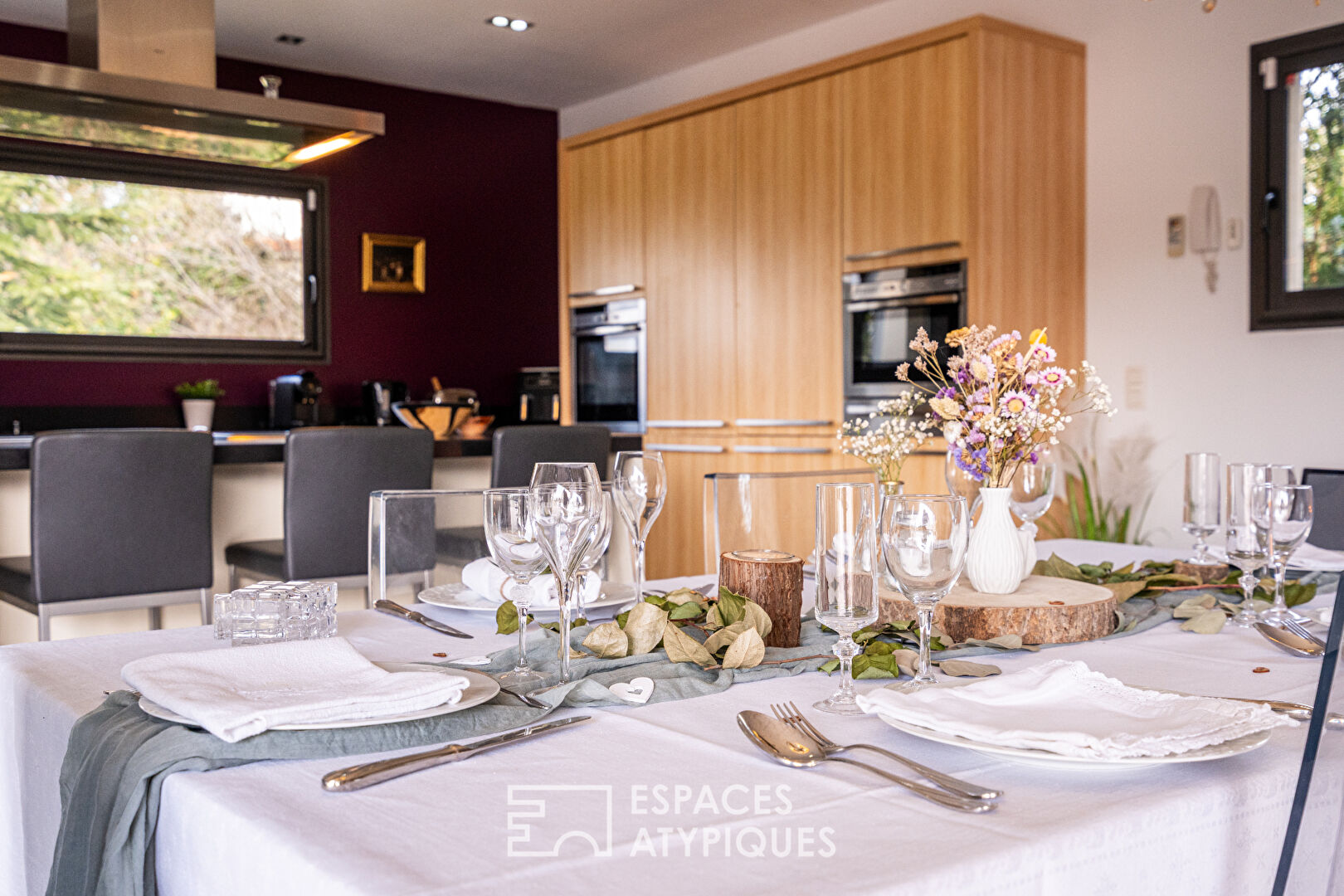 Villa d&rsquo;architecte dans un écrin de verdure