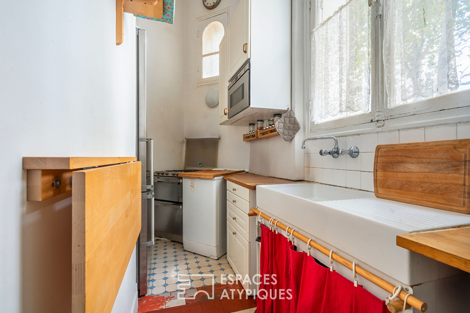 Apartment like a small house with private courtyard