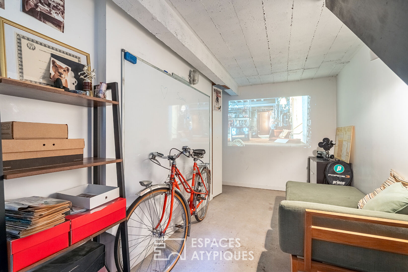 Appartement et local avec cour privative