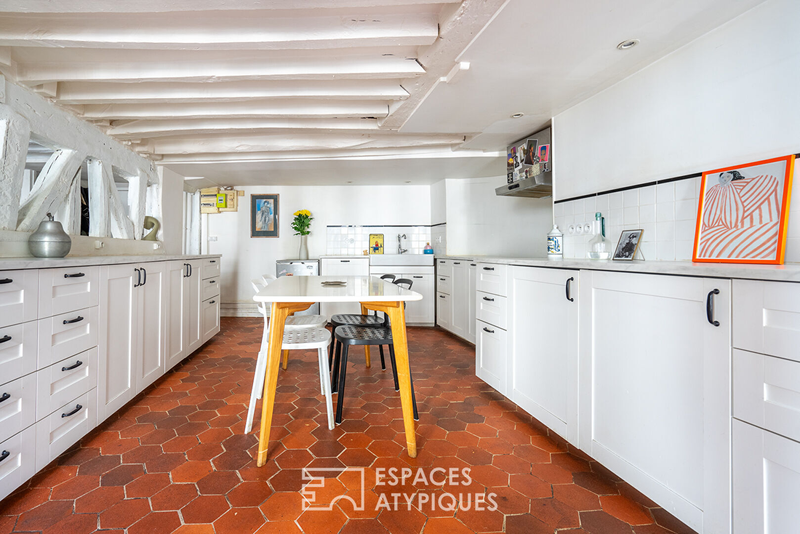 Vintage-style apartment near the Canal St Martin