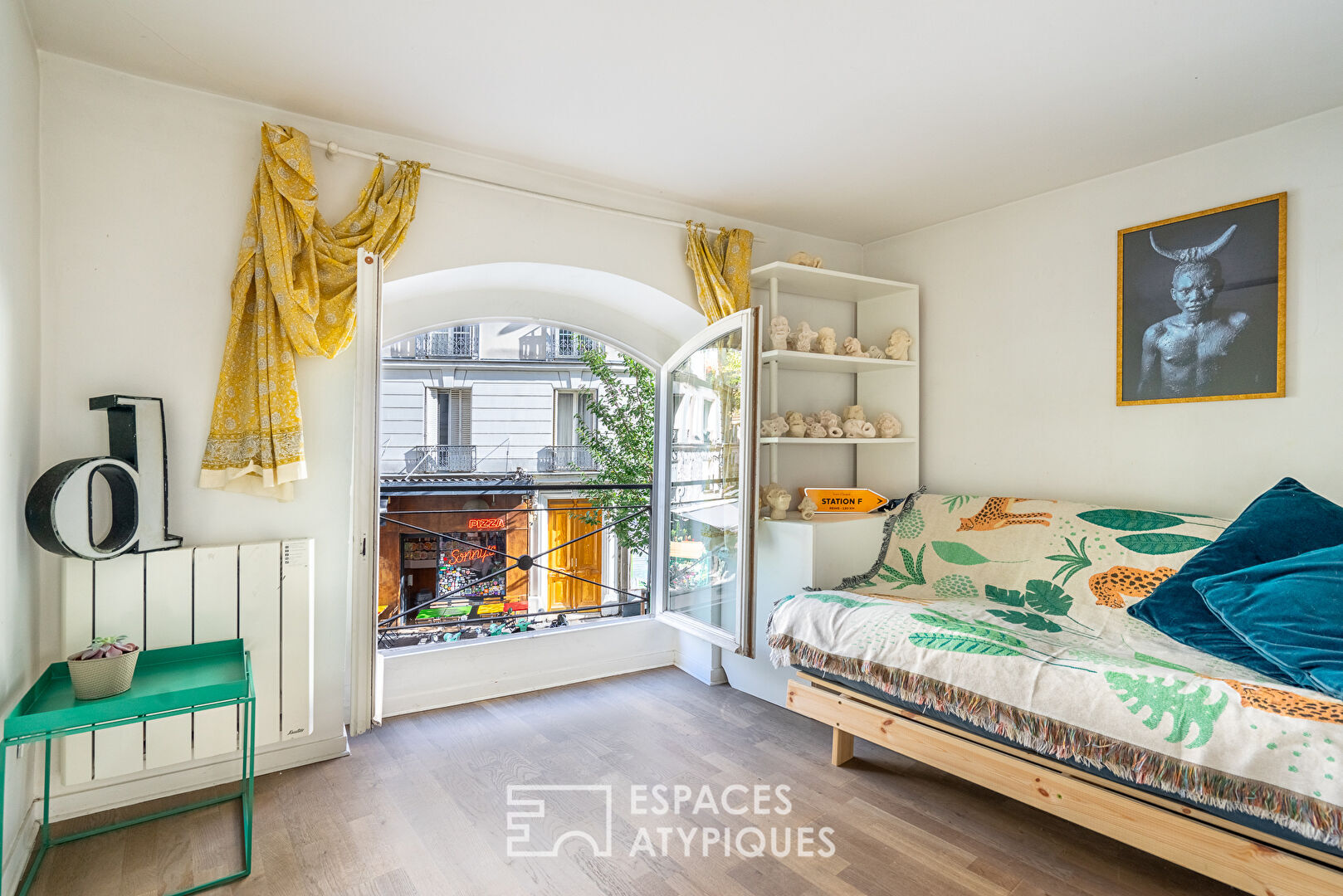 Vintage-style apartment near the Canal St Martin