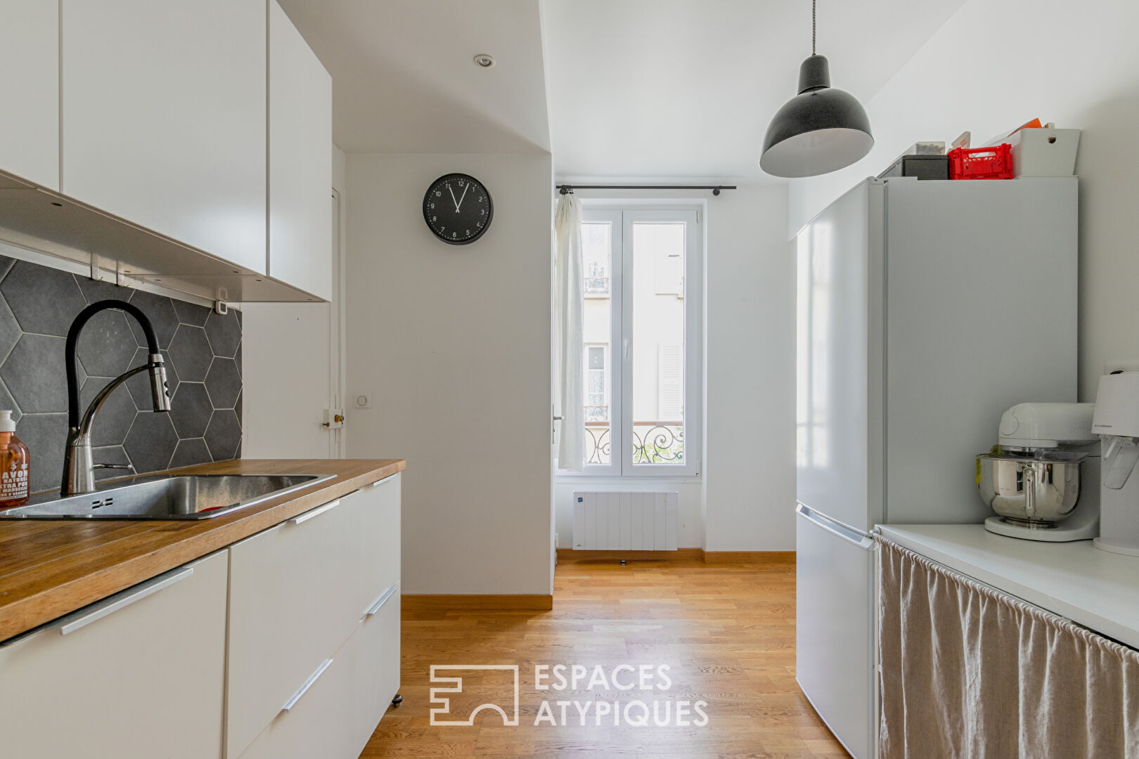 Duplex baigné de lumière à deux pas du marché d’Aligre