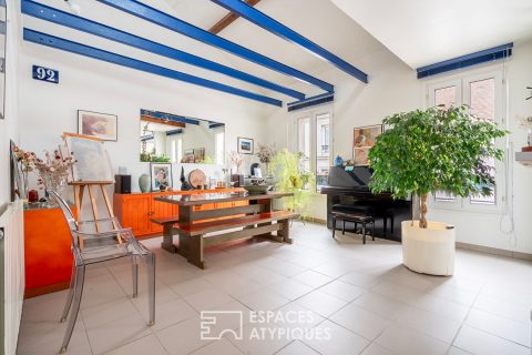 Duplex crossing on the top floor