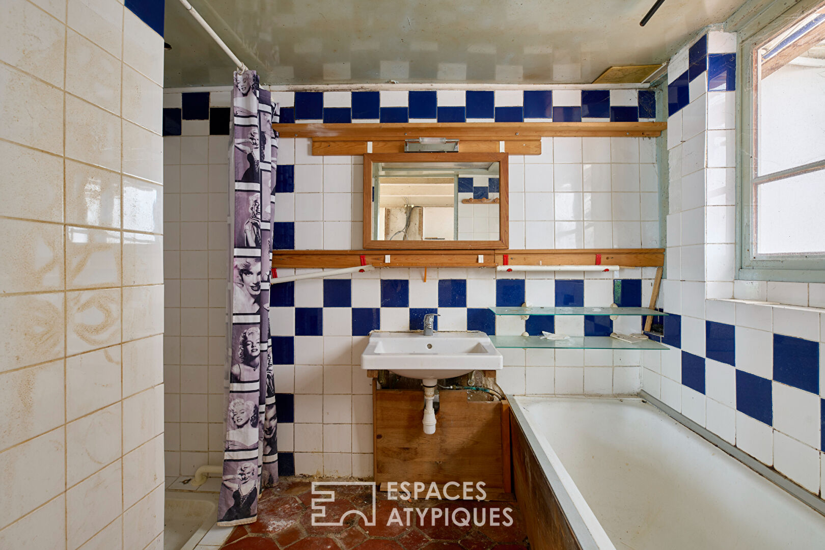 Ancien atelier avec jardin d’hiver au Square Gardette