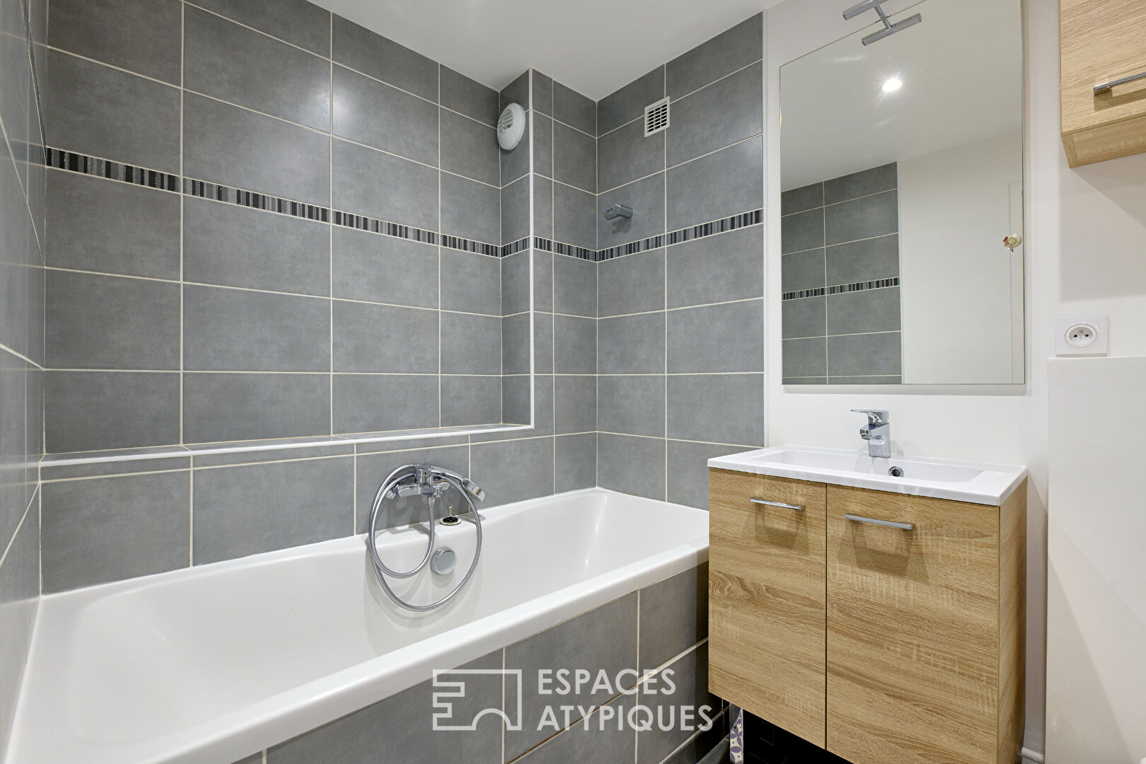 Appartement contemporain à deux pas de la Coulée Verte