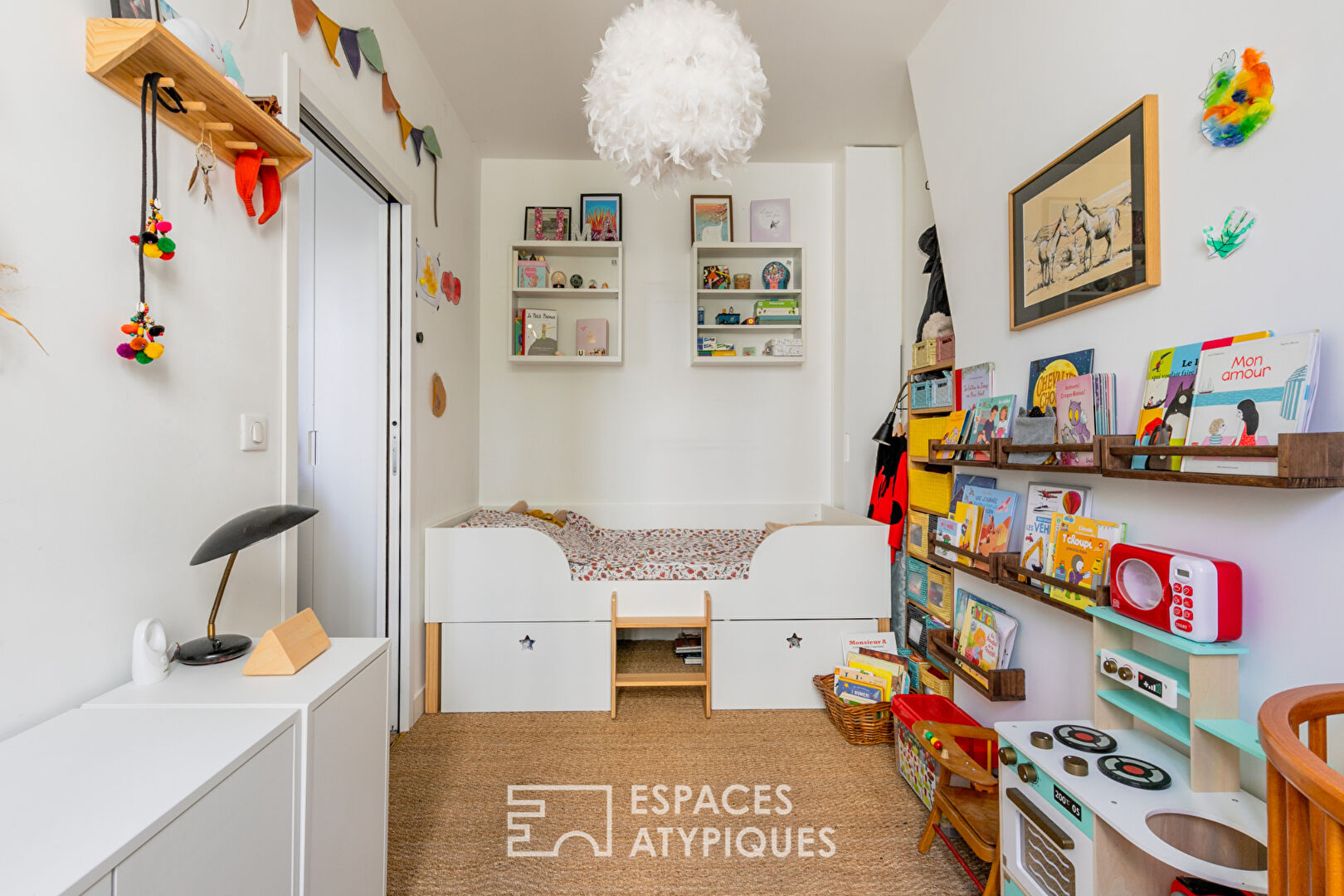 Duplex baigné de lumière à deux pas du marché d’Aligre