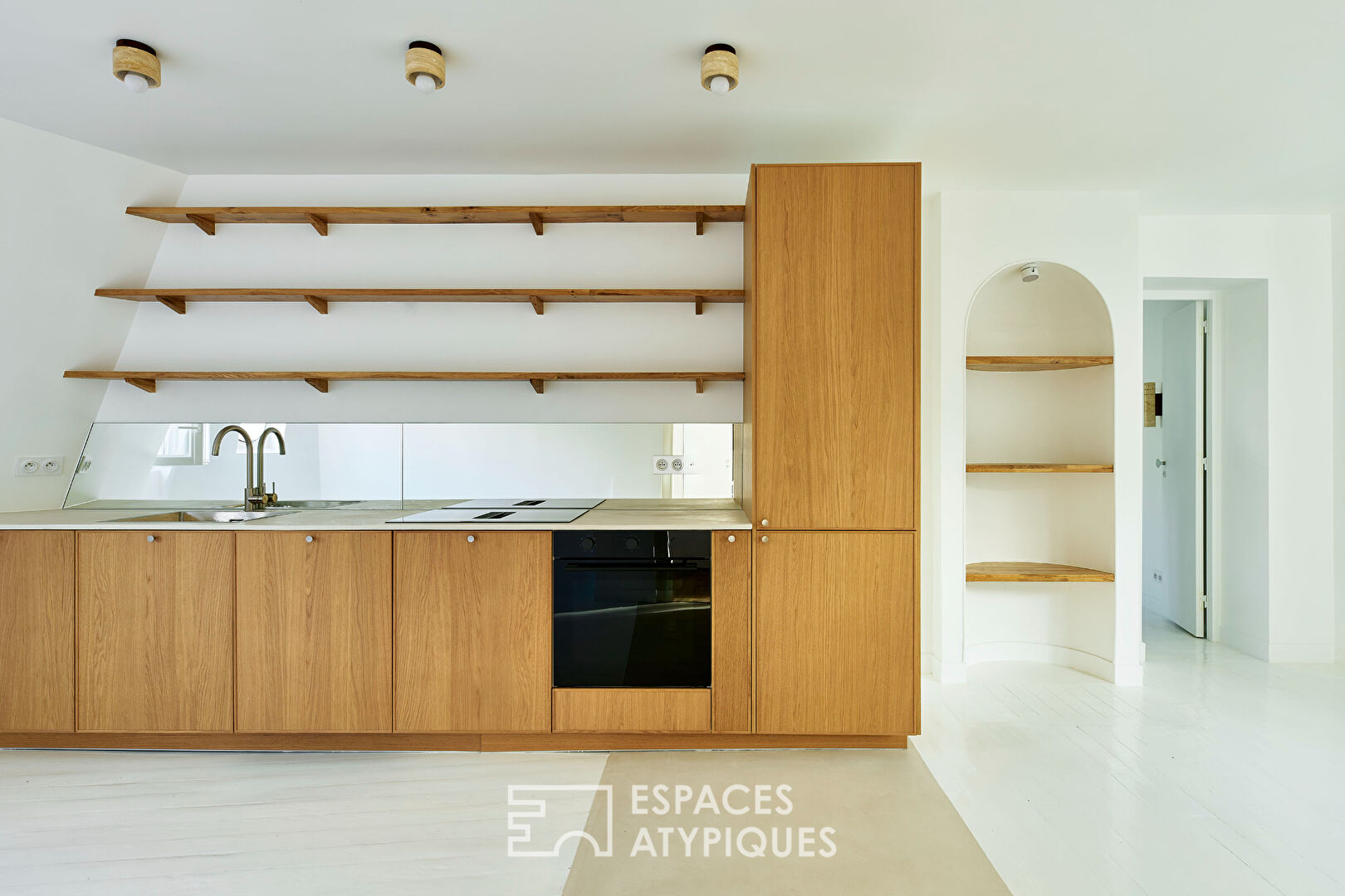 Dernier étage de charme refait par architecte