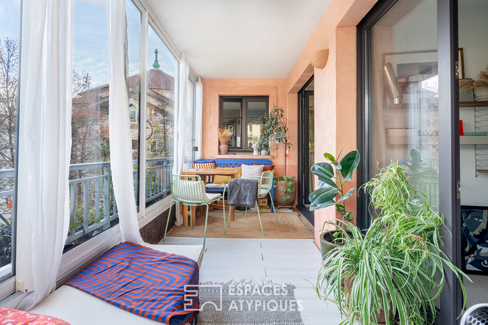 Appartement calme et ensoleillé avec loggia