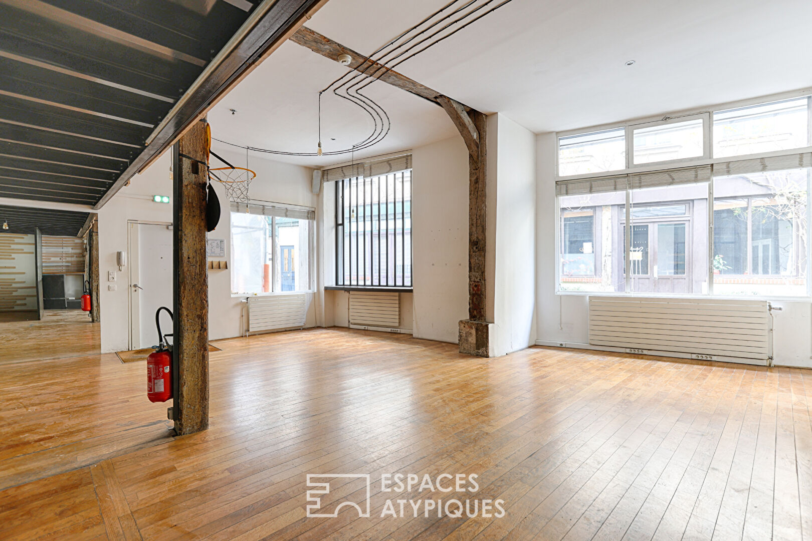 Local commercial sur Cour piétonne à Bastille