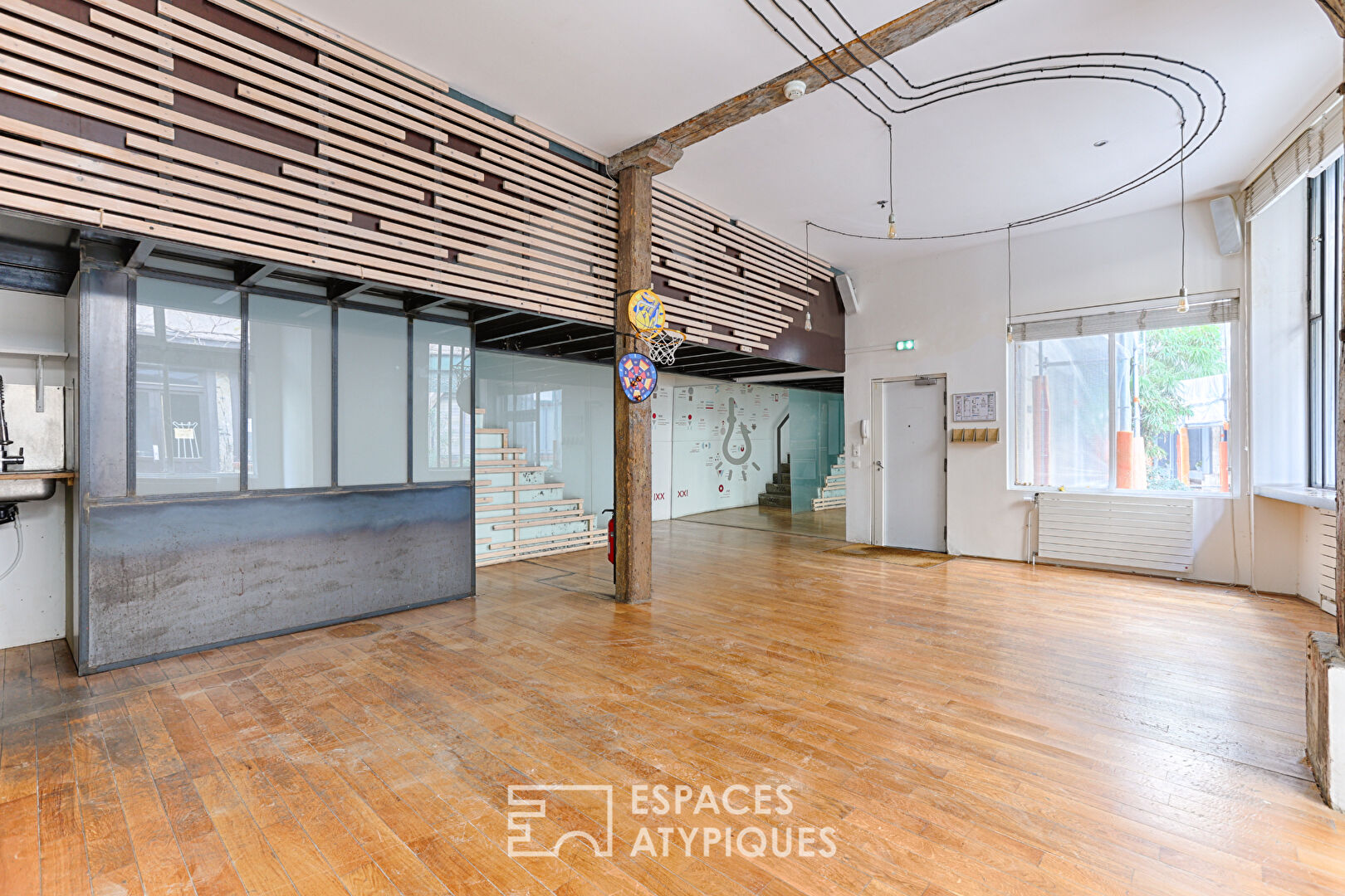 Local commercial sur Cour piétonne à Bastille