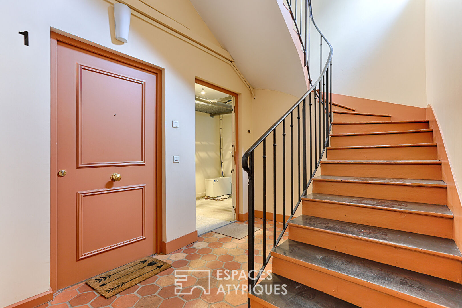 Local commercial sur Cour piétonne à Bastille