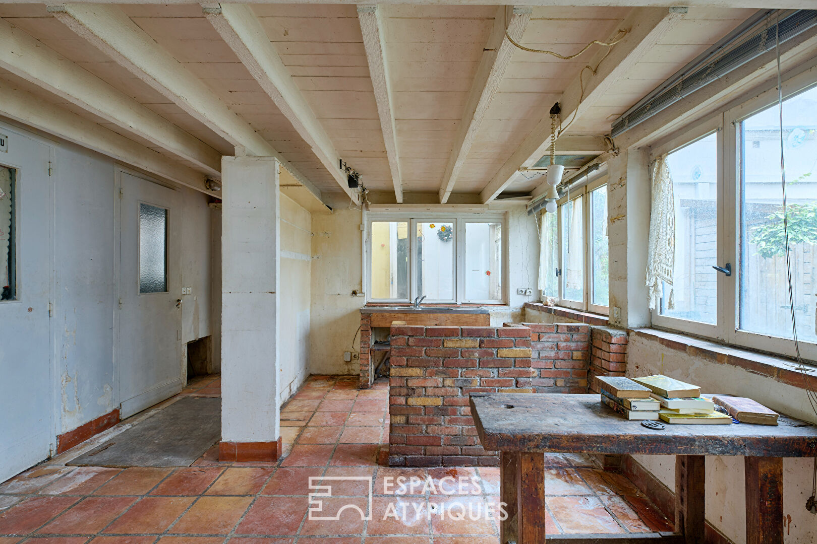 Ancien atelier avec jardin d&rsquo;hiver au Square Gardette