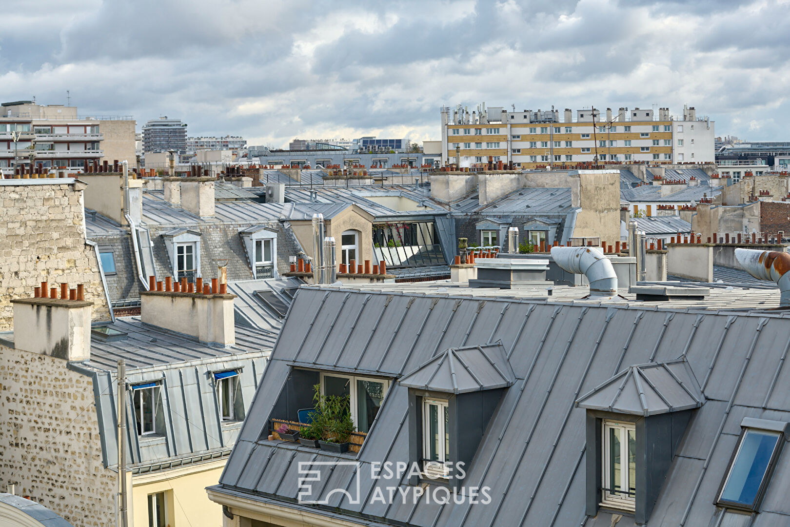 Appartement en étage élevé avec vue dégagée