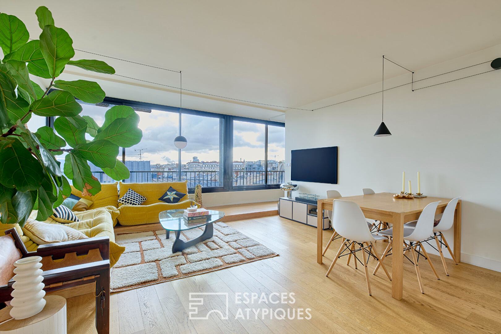 Appartement en étage élevé avec vue dégagée